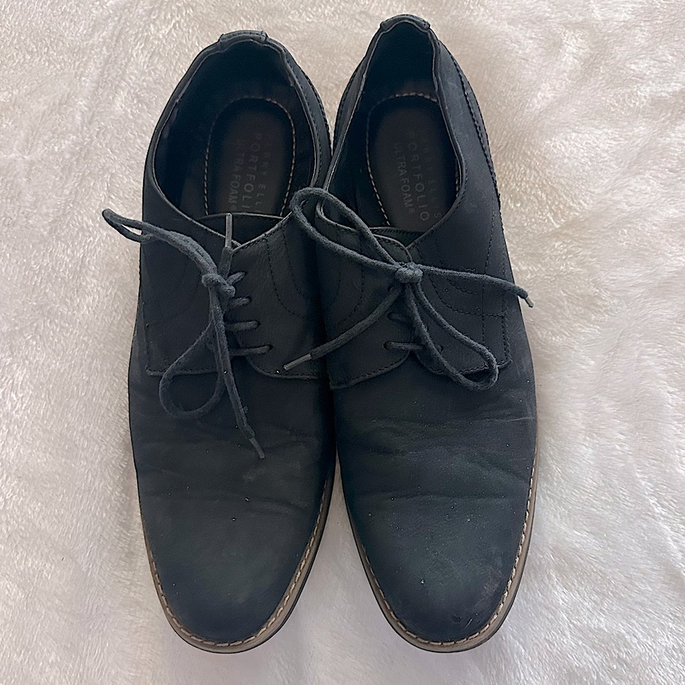 Size 10 Perry Ellis men’s dress shoes